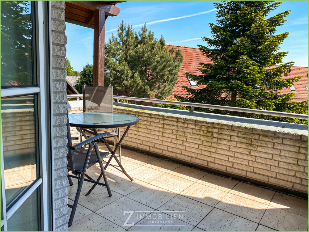 lightbox Überdachter Balkon