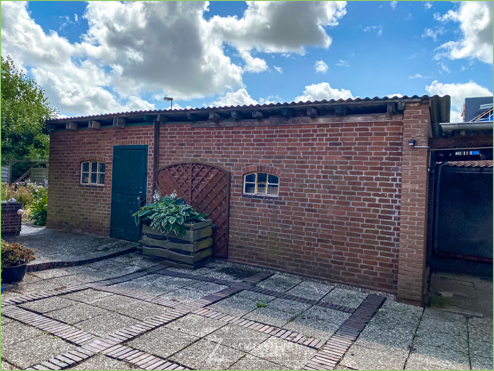 lightbox Weiteres Nebengebäude