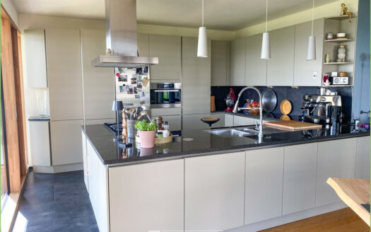 Exklusives Wohnen direkt am Wasser**