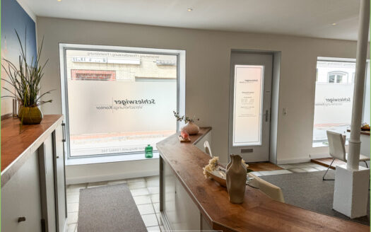 Stadthaus mit Garten und eigener Zufahrt