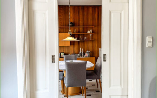 Stadthaus mit Garten und eigener Zufahrt