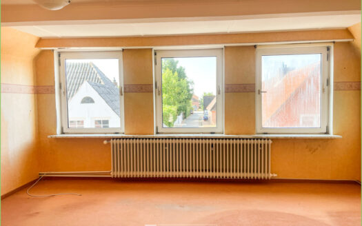 Wohnhaus im Dornröschenschlaf**