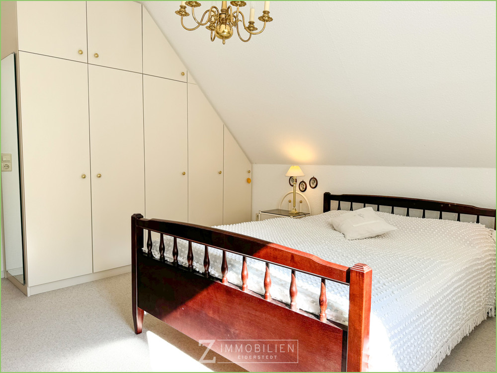 lightbox Schlafzimmer mit Einbauschrank