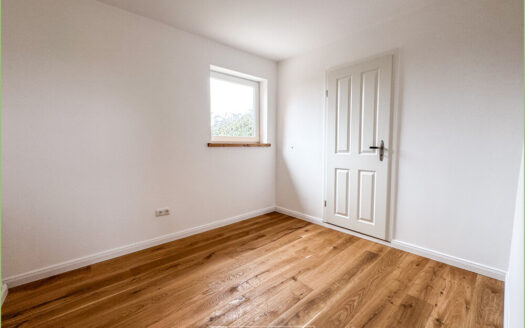 Einzigartige Lage mit modernem Komfort**