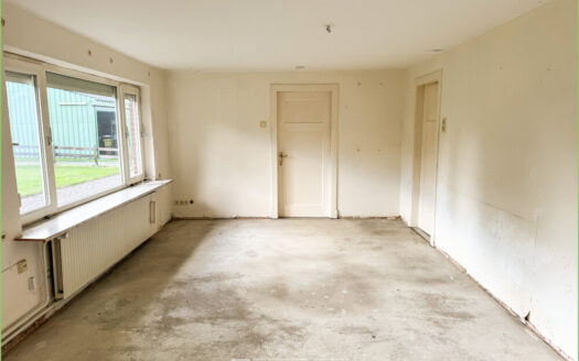 Weite Felder, absolute Ruhe – Ihr Reetdachrefugium in Ramstedt