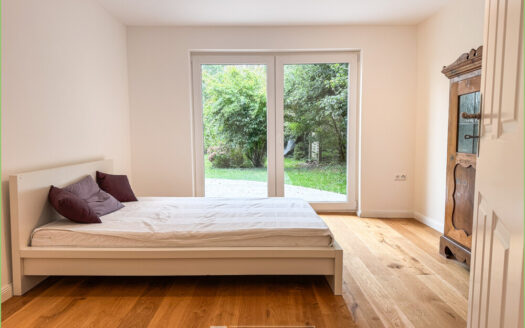 Einzigartige Lage mit modernem Komfort**