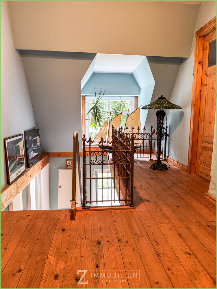 lightbox Flur im Dachgeschoss