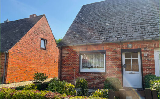 Reihenendhaus mit hübschem Garten**