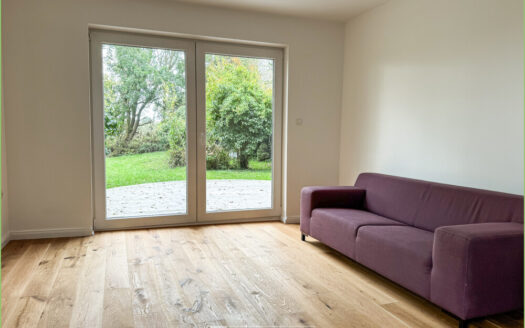 Einzigartige Lage mit modernem Komfort**