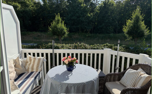 Idyllische Reet-Maisonette-Wohnung – Ideal als Ferienimmobilie