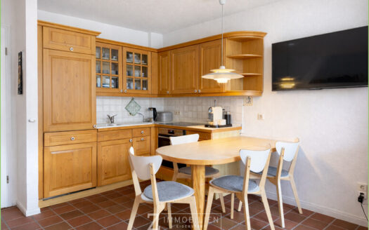 Idyllische Reet-Maisonette-Wohnung – Ideal als Ferienimmobilie