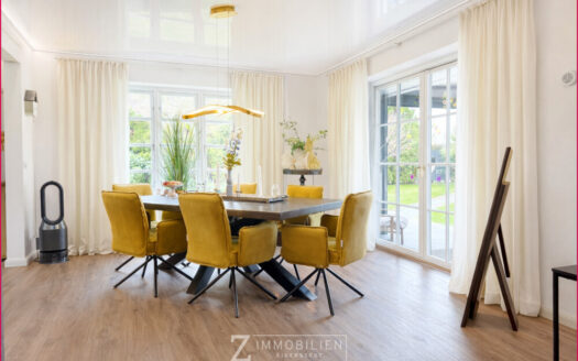 Sanierter Bungalow mit Ferienwohnung**