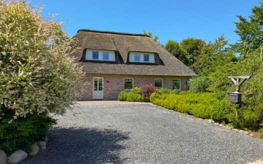 Reetdachhaus im Grünen